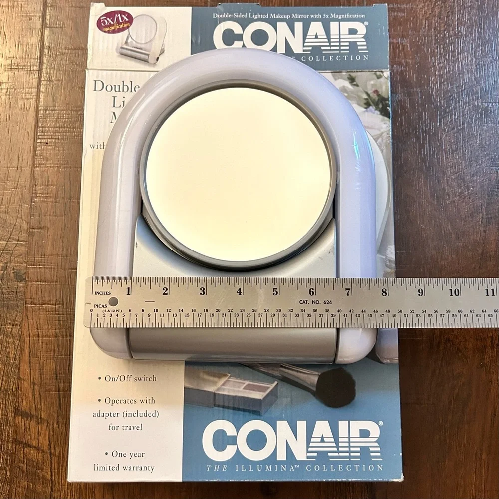CONAIR double sided 5X/1X light up make up mirror - vintage, NWOT